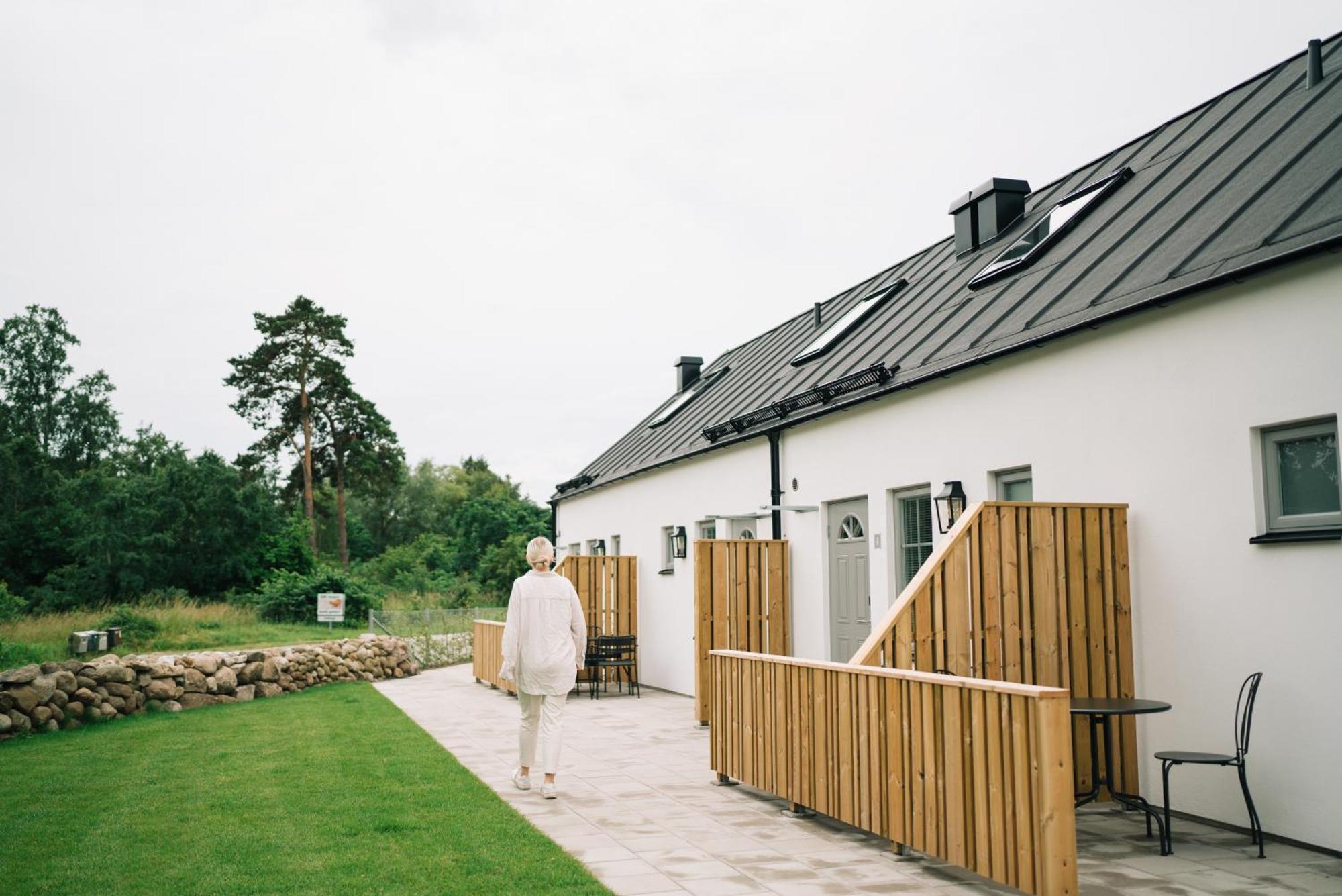 Maelarhusen Semesterby Oesterlen - Stugor & Gardssviter Sandby Exterior photo